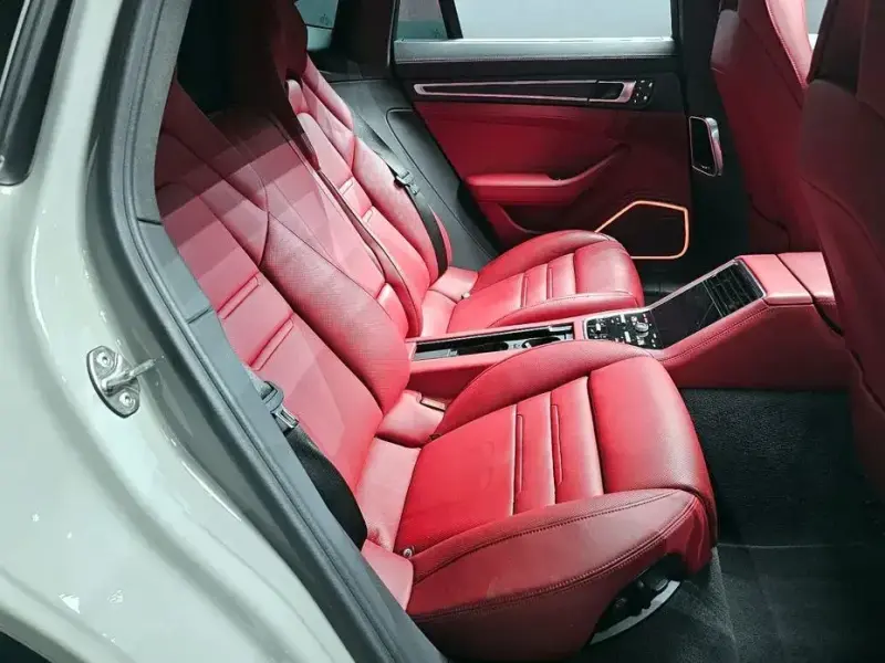 2022 Porsche Panamera с пробегом 23 140 км