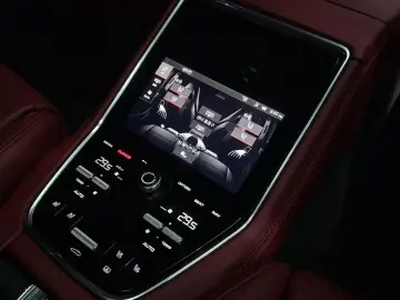 2022 Porsche Panamera с пробегом 23 140 км