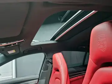 2022 Porsche Panamera с пробегом 23 140 км