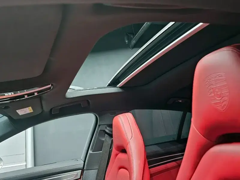 2022 Porsche Panamera с пробегом 23 140 км
