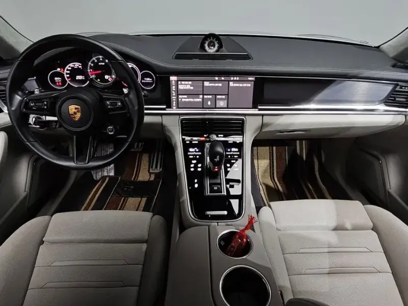 2021 Porsche Panamera с пробегом 48 223 км