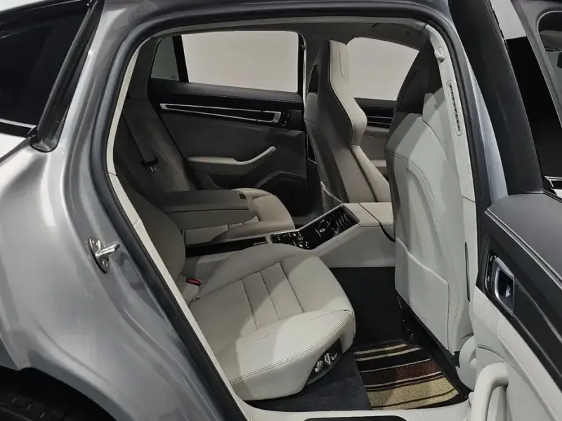 2021 Porsche Panamera с пробегом 48 223 км