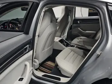 2021 Porsche Panamera с пробегом 48 223 км
