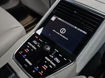 2021 Porsche Panamera с пробегом 48 223 км