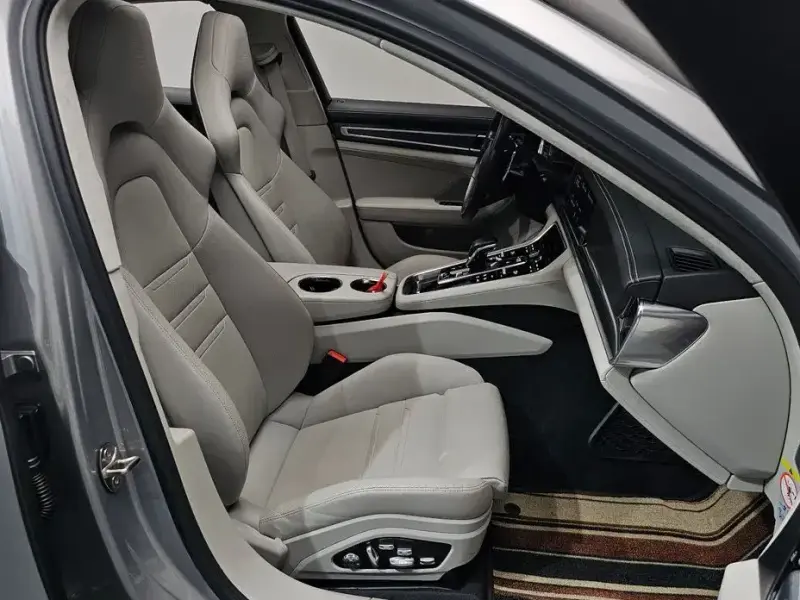 2021 Porsche Panamera с пробегом 48 223 км