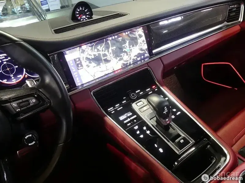 2021 Porsche Panamera с пробегом 46 000 км