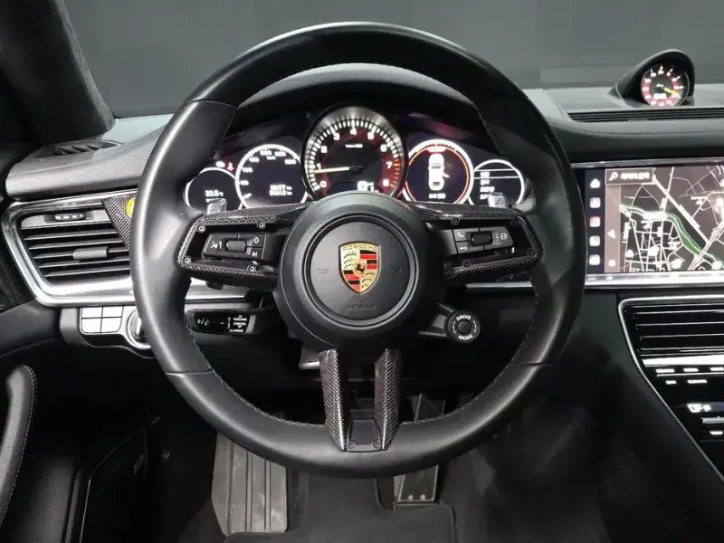 2023 Porsche Panamera с пробегом 23 477 км