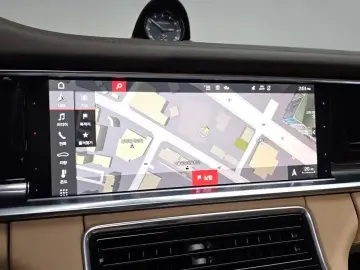 2021 Porsche Panamera с пробегом 50 551 км