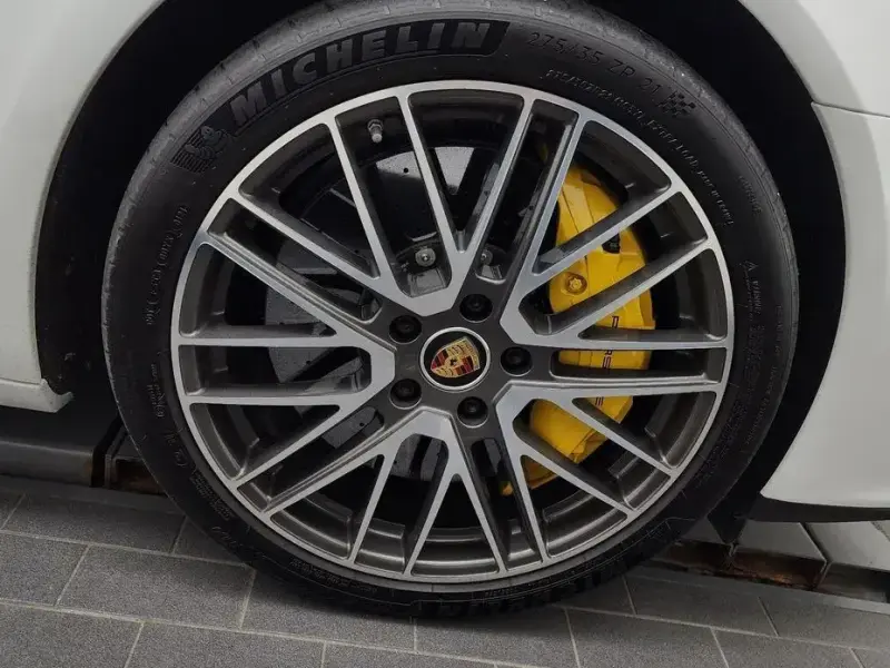 2021 Porsche Panamera с пробегом 21 190 км