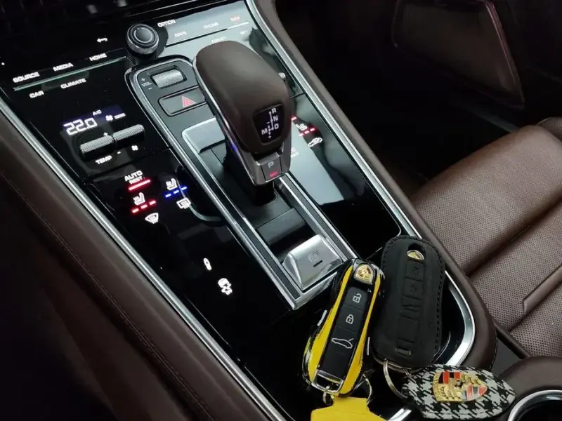 2021 Porsche Panamera с пробегом 21 190 км
