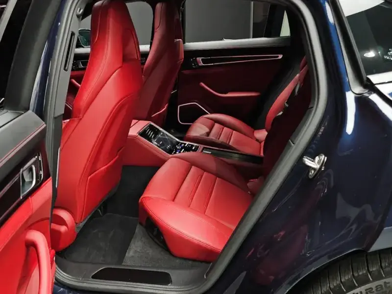 2023 Porsche Panamera с пробегом 43 804 км