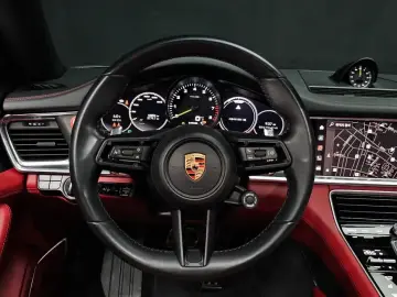 2023 Porsche Panamera с пробегом 43 804 км