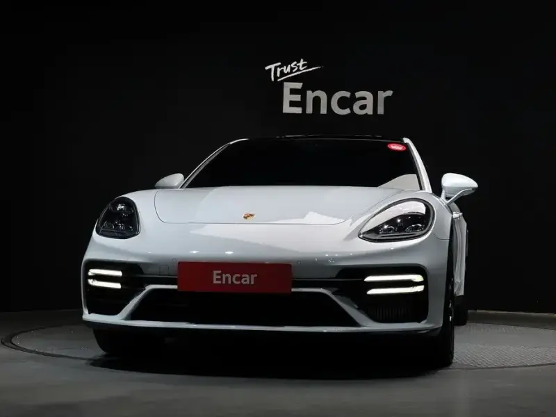 2021 Porsche Panamera с пробегом 52 913 км