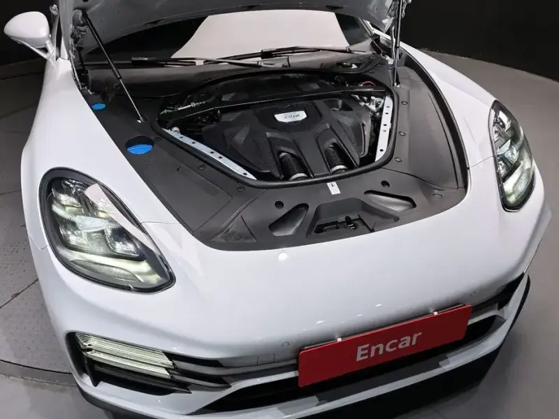 2021 Porsche Panamera с пробегом 52 913 км