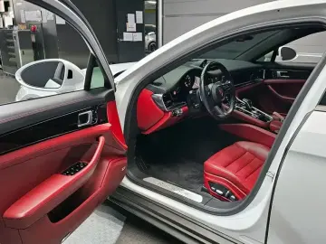 2021 Porsche Panamera с пробегом 52 913 км