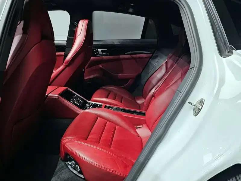 2021 Porsche Panamera с пробегом 52 913 км