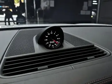 2021 Porsche Panamera с пробегом 52 913 км