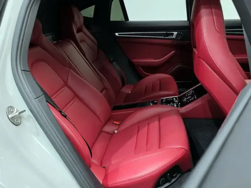 2022 Porsche Panamera с пробегом 26 329 км
