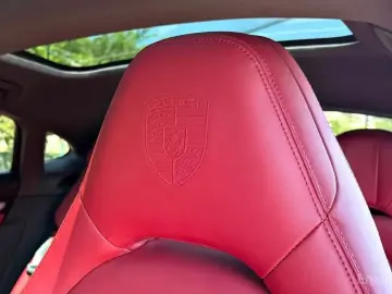 2023 Porsche Panamera с пробегом 18 300 км