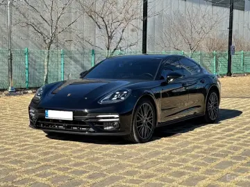 2022 Porsche Panamera с пробегом 36 000 км