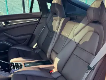 2022 Porsche Panamera с пробегом 36 000 км