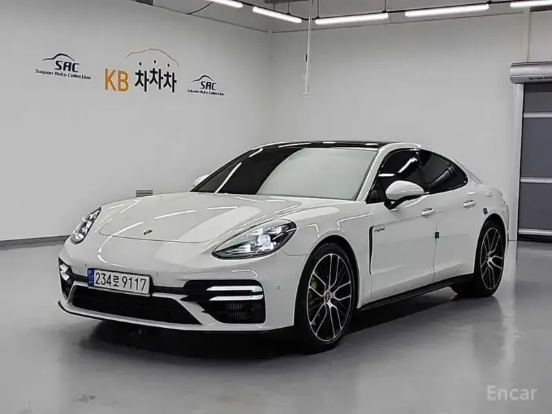 2021 Porsche Panamera с пробегом 27 622 км