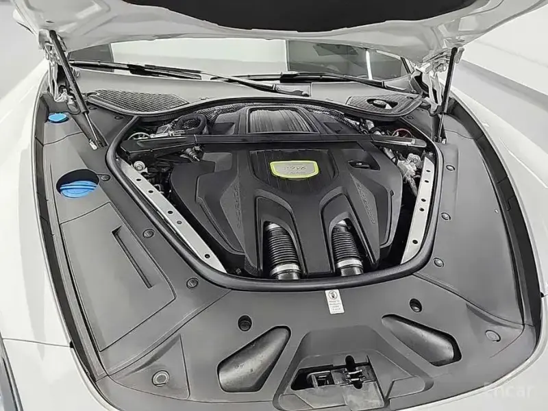 2021 Porsche Panamera с пробегом 27 622 км