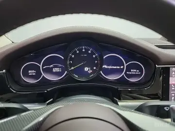 2021 Porsche Panamera с пробегом 27 622 км