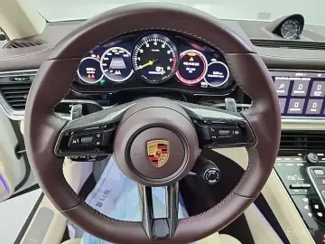 2021 Porsche Panamera с пробегом 27 622 км