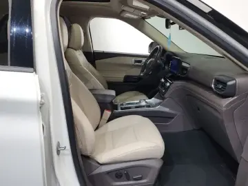 2021 Ford Explorer с пробегом 100 433 км