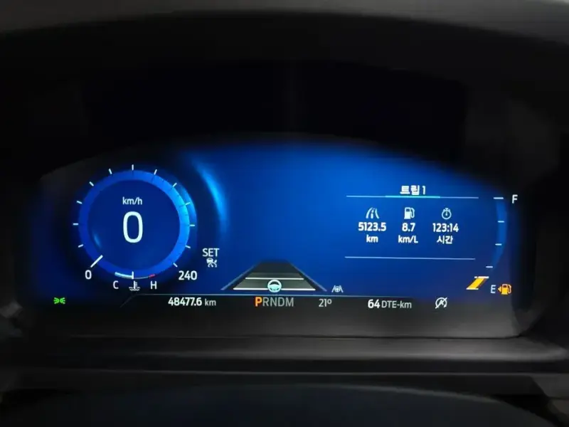 2021 Ford Explorer с пробегом 48 477 км