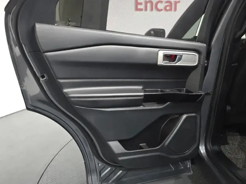 2021 Ford Explorer с пробегом 48 477 км