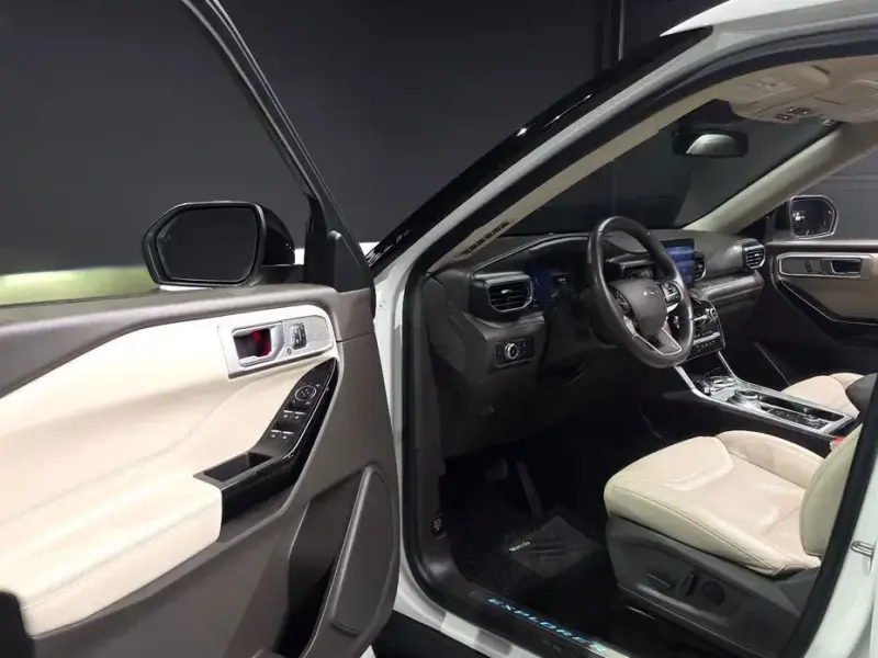 2022 Ford Explorer с пробегом 107 790 км