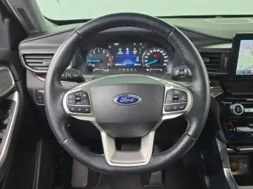 2021 Ford Explorer с пробегом 54 974 км