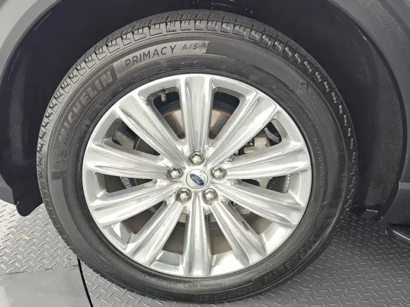 2022 Ford Explorer с пробегом 64 509 км