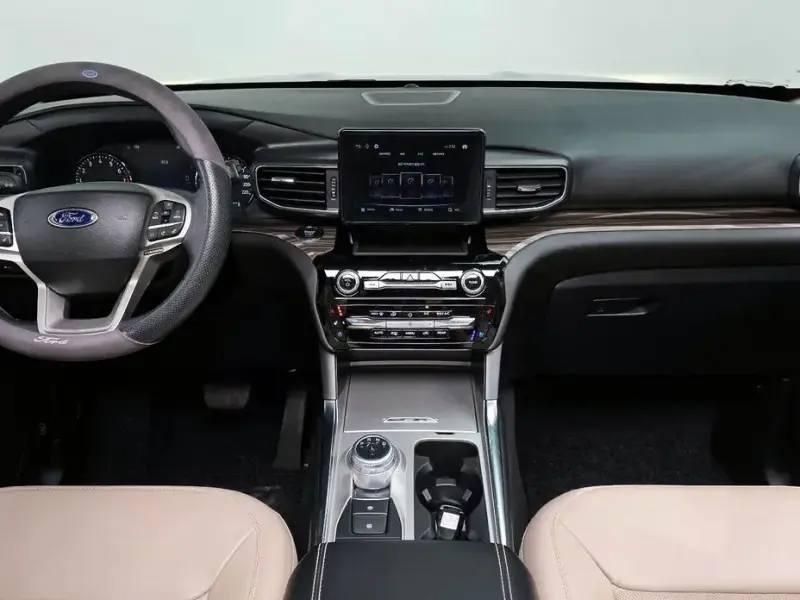 2022 Ford Explorer с пробегом 26 455 км