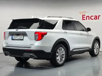 2021 Ford Explorer с пробегом 51 910 км