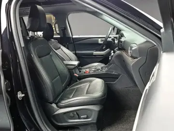 2022 Ford Explorer с пробегом 49 567 км