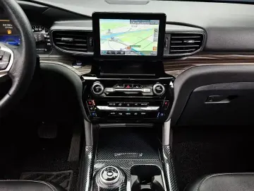2022 Ford Explorer с пробегом 49 567 км