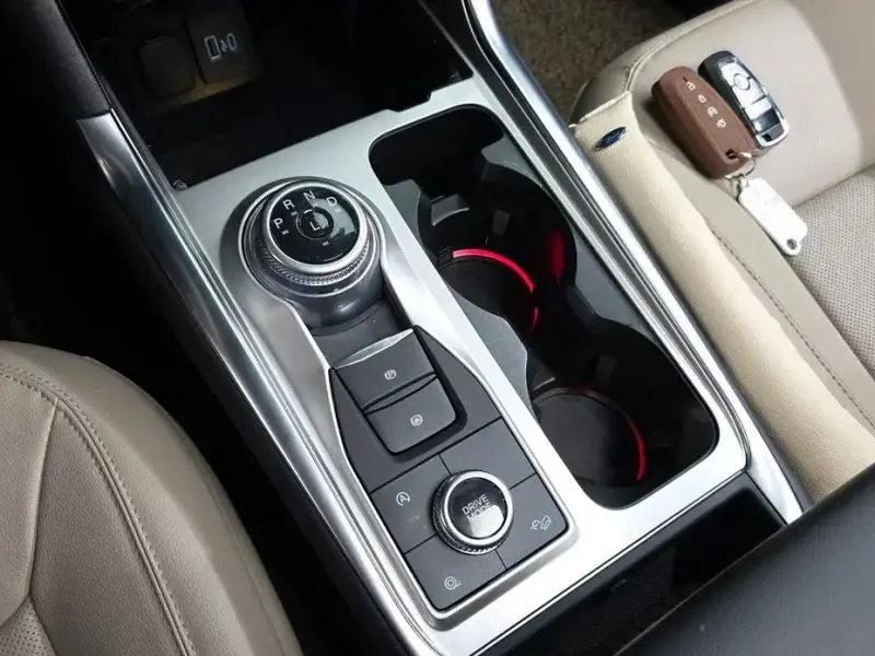2021 Ford Explorer с пробегом 21 556 км