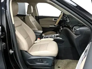 2021 Ford Explorer с пробегом 21 556 км