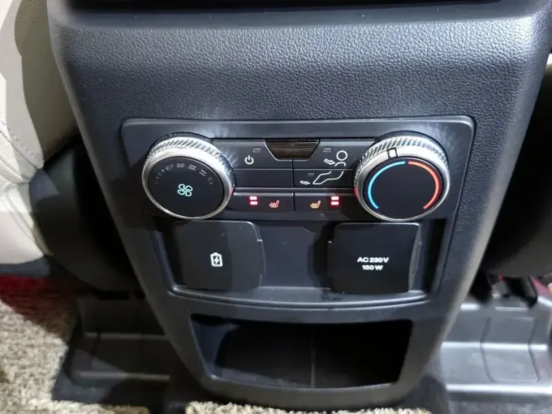 2021 Ford Explorer с пробегом 21 556 км