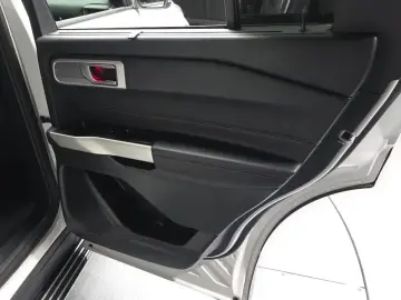 2021 Ford Explorer с пробегом 63 623 км