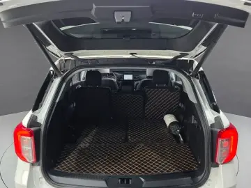 2022 Ford Explorer с пробегом 64 686 км