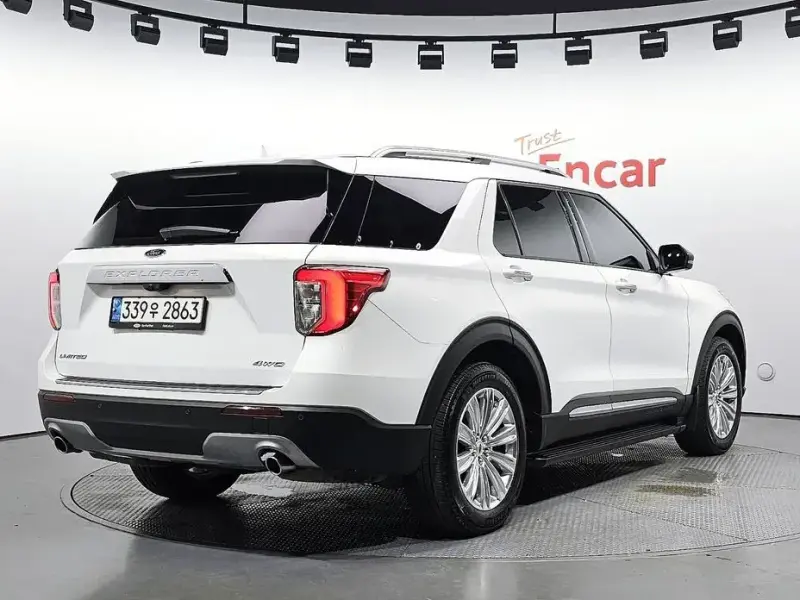2021 Ford Explorer с пробегом 24 843 км