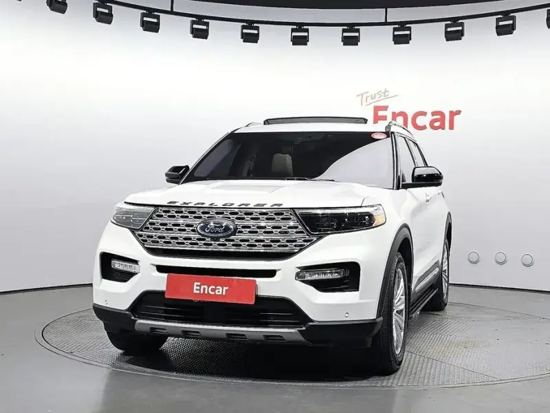 2021 Ford Explorer с пробегом 24 843 км