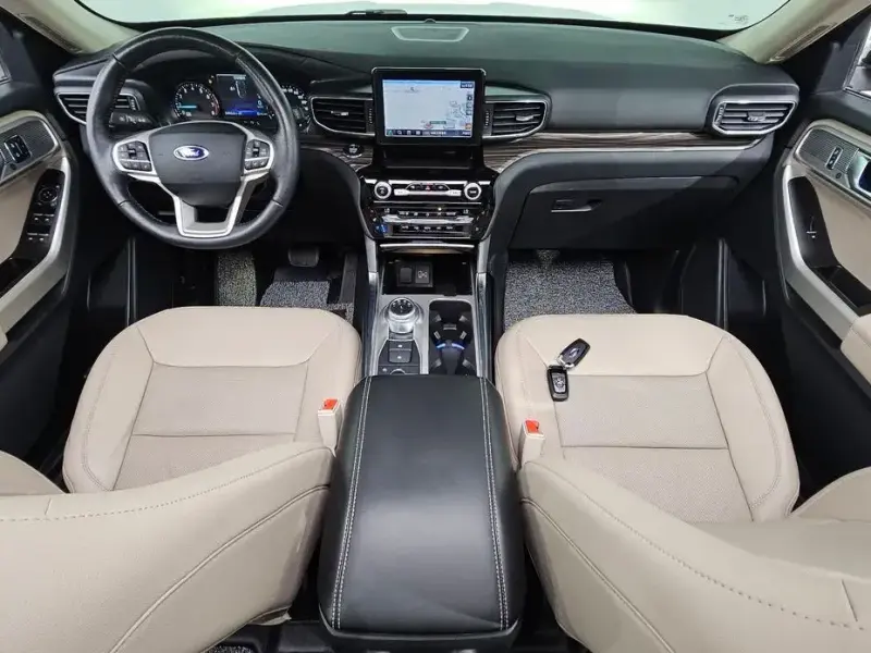 2021 Ford Explorer с пробегом 24 843 км