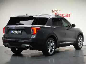 2021 Ford Explorer с пробегом 40 062 км