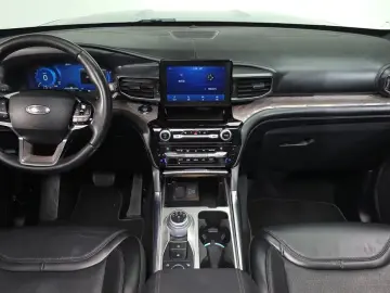 2021 Ford Explorer с пробегом 40 062 км