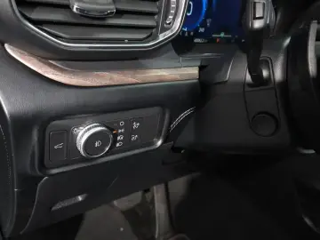 2021 Ford Explorer с пробегом 40 062 км